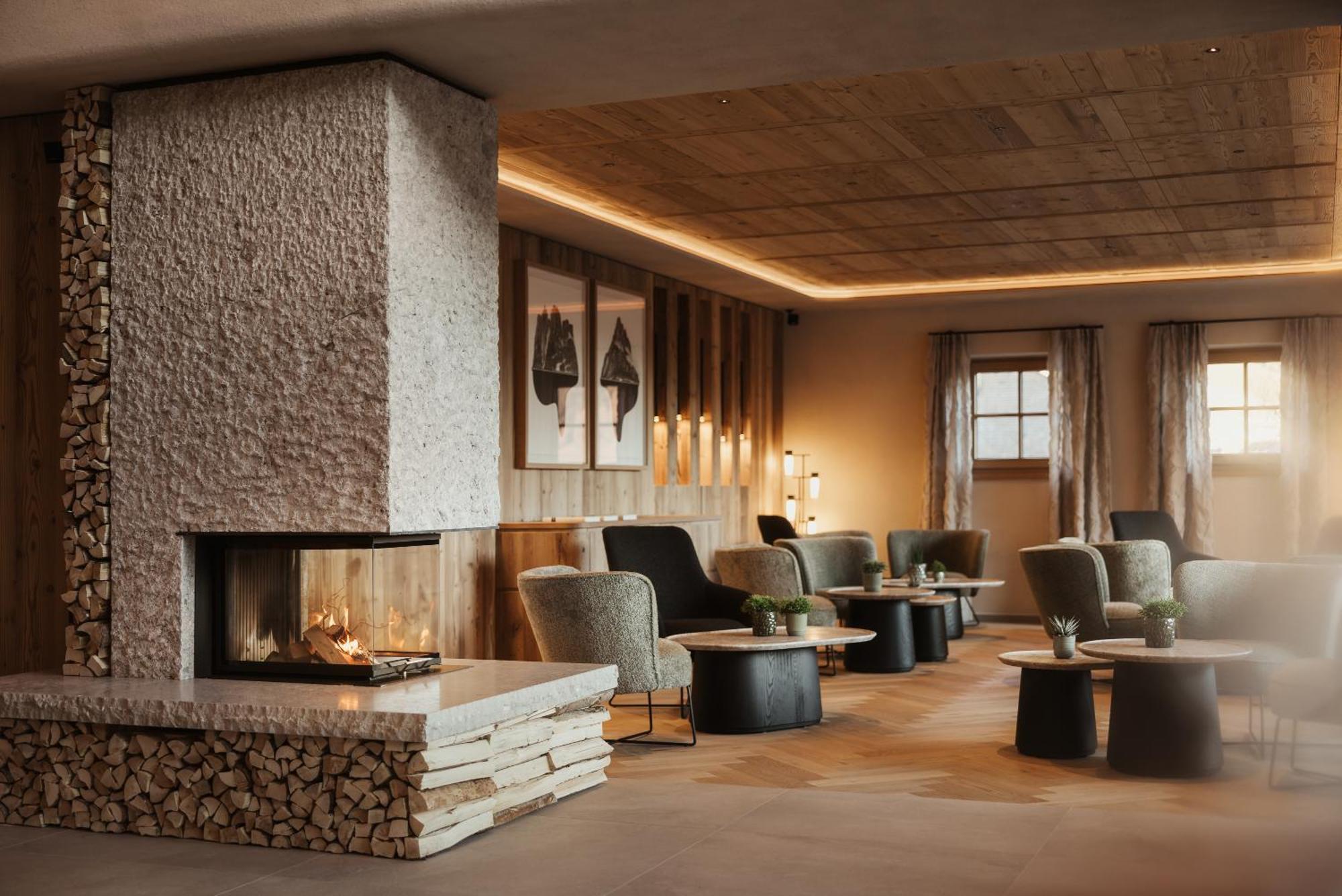 Hotel Recort Кольфоско Экстерьер фото